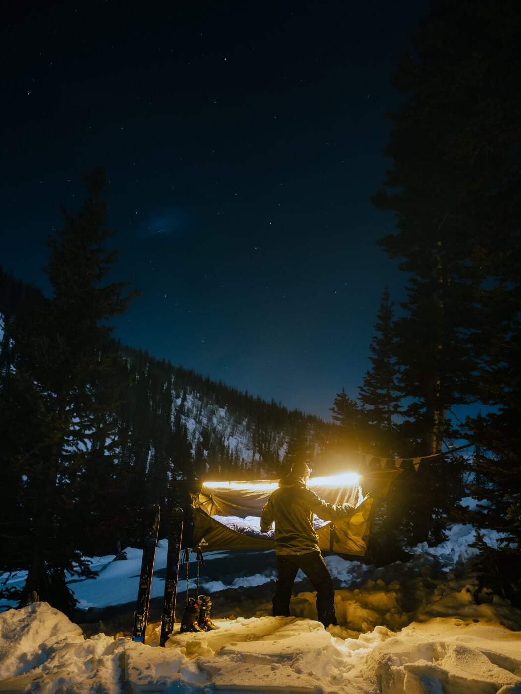 How to hammock camp in the cold